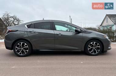 Хэтчбек Chevrolet Volt 2017 в 