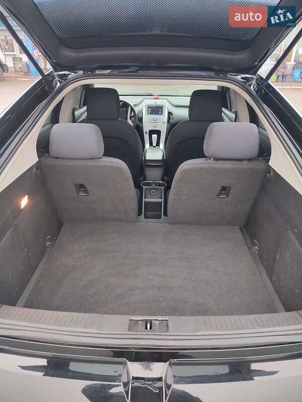 Хэтчбек Chevrolet Volt 2013 в Корсуне-Шевченковском