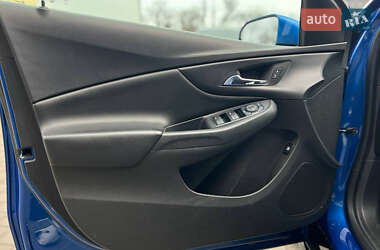 Хэтчбек Chevrolet Volt 2016 в 