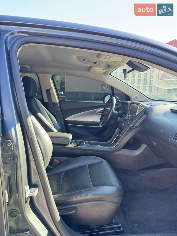Хэтчбек Chevrolet Volt 2013 в Долине