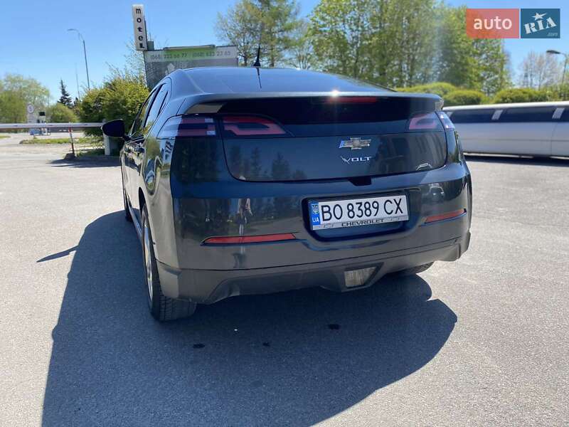 Хэтчбек Chevrolet Volt 2013 в Тернополе