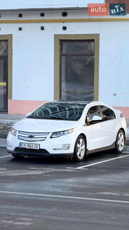 Хетчбек Chevrolet Volt 2013 в Умані
