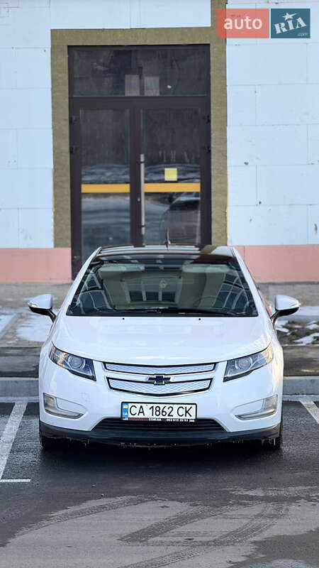 Хетчбек Chevrolet Volt 2013 в Умані