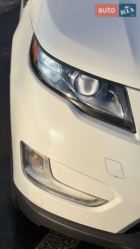 Хетчбек Chevrolet Volt 2013 в Умані