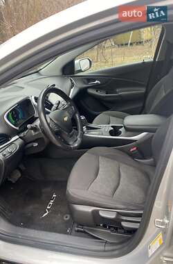 Хэтчбек Chevrolet Volt 2018 в 