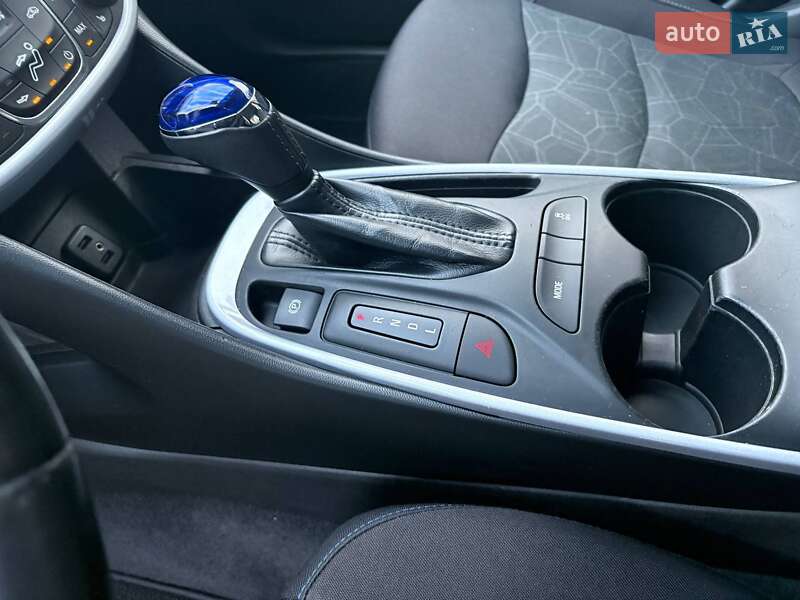 Хэтчбек Chevrolet Volt 2018 в Киеве фото 37 Хэтчбек Chevrolet Volt 2018 в Киеве