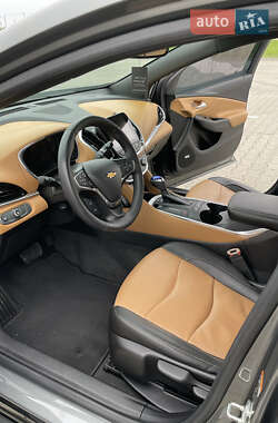 Хэтчбек Chevrolet Volt 2016 в 