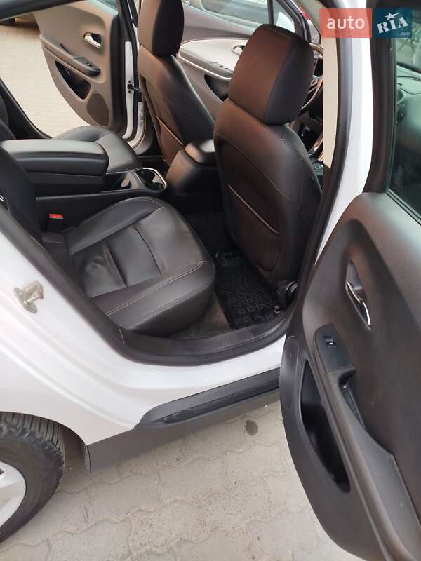 Хэтчбек Chevrolet Volt 2013 в Ковеле