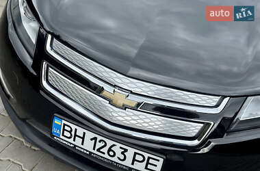 Хэтчбек Chevrolet Volt 2015 в 