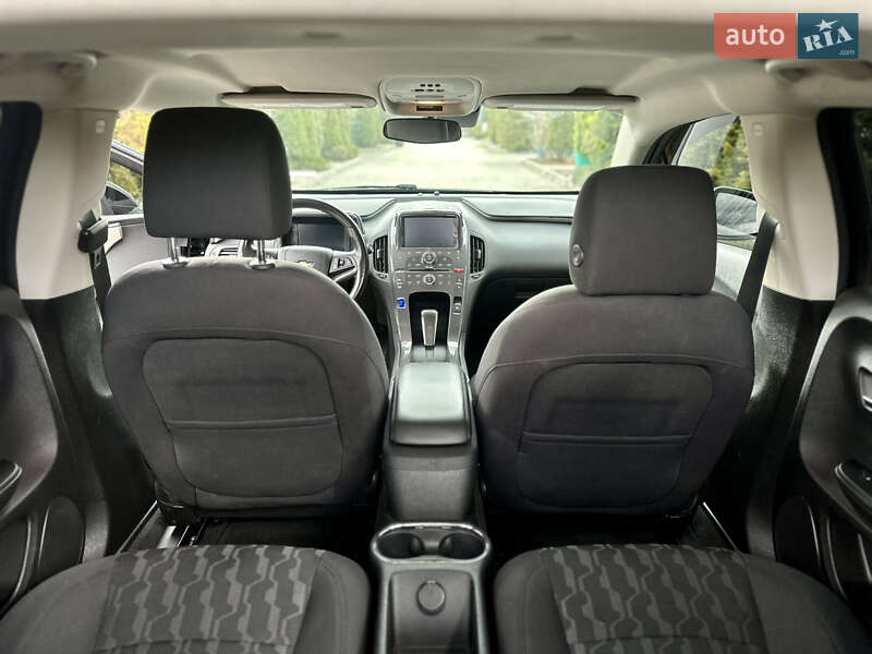 Хэтчбек Chevrolet Volt 2015 в Одессе