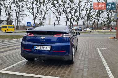 Хэтчбек Chevrolet Volt 2013 в 