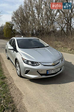 Хэтчбек Chevrolet Volt 2016 в 