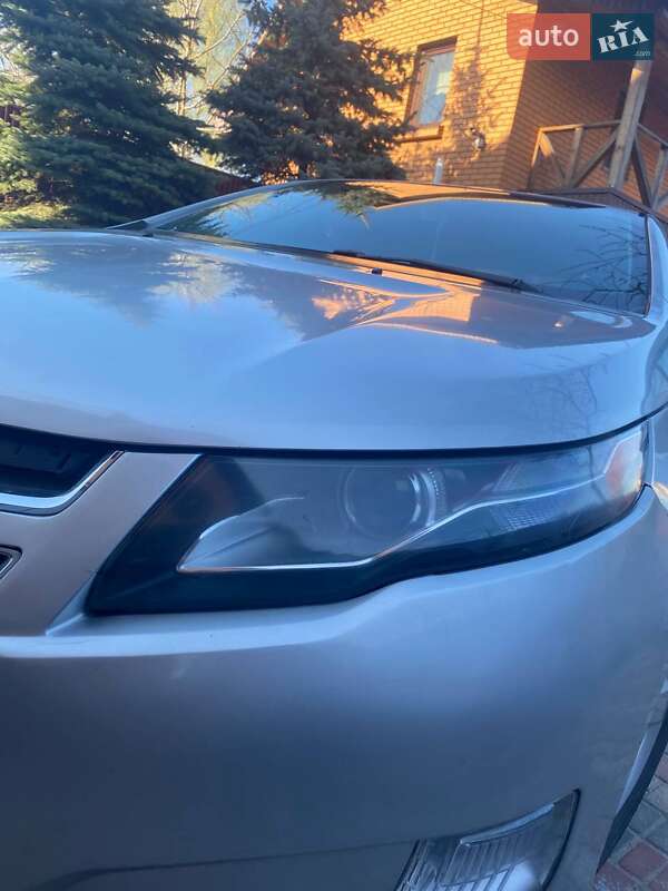 Хетчбек Chevrolet Volt 2013 в Києві