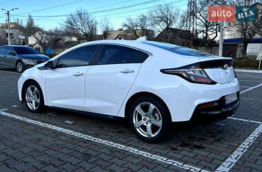 Хэтчбек Chevrolet Volt 2016 в 