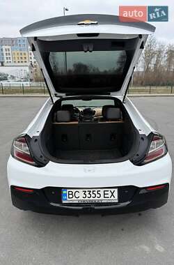 Хэтчбек Chevrolet Volt 2016 в 