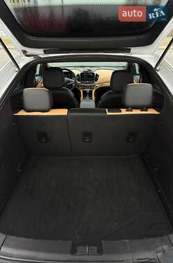 Хэтчбек Chevrolet Volt 2016 в 
