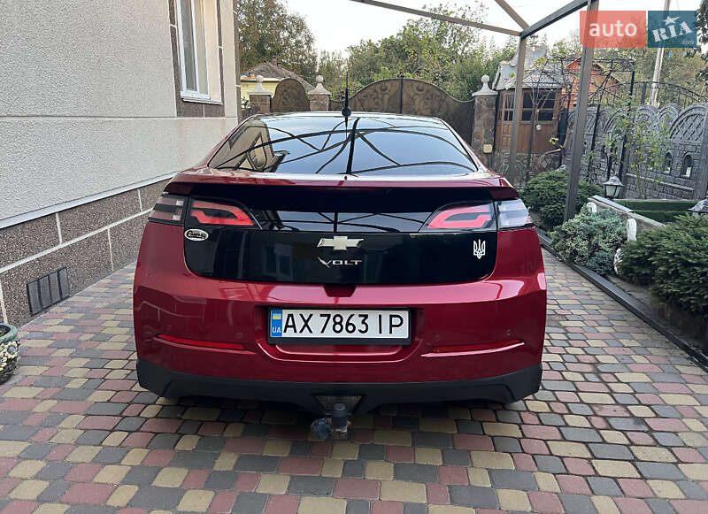 Хэтчбек Chevrolet Volt 2011 в Хмельницком