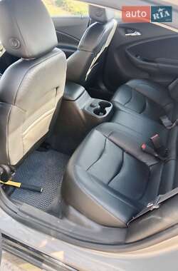 Хэтчбек Chevrolet Volt 2017 в 