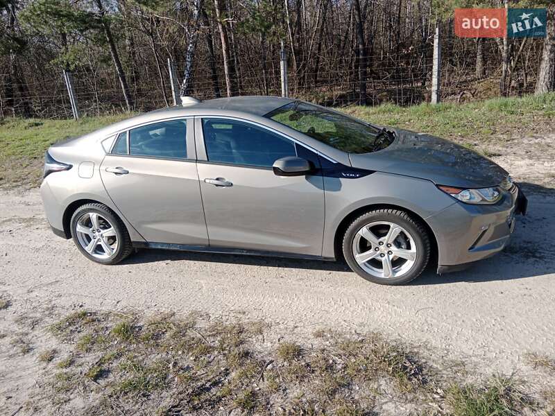 Хетчбек Chevrolet Volt 2017 в Києві