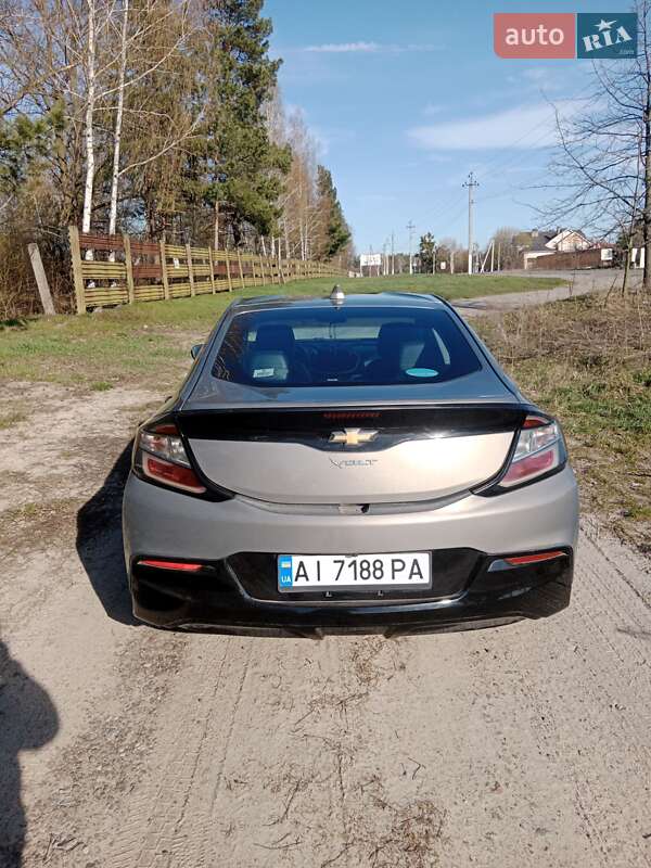 Хетчбек Chevrolet Volt 2017 в Києві