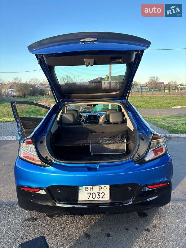 Хэтчбек Chevrolet Volt 2015 в Одессе