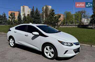 Хэтчбек Chevrolet Volt 2015 в 