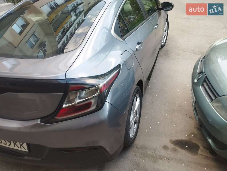 Хэтчбек Chevrolet Volt 2017 в Виннице
