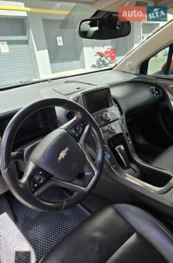 Хэтчбек Chevrolet Volt 2015 в 