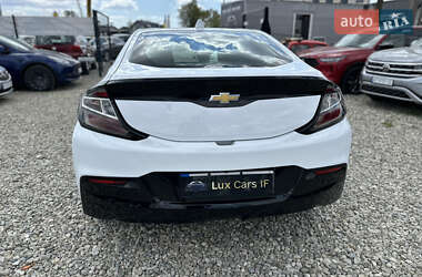 Хэтчбек Chevrolet Volt 2016 в 