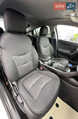 Хэтчбек Chevrolet Volt 2016 в 