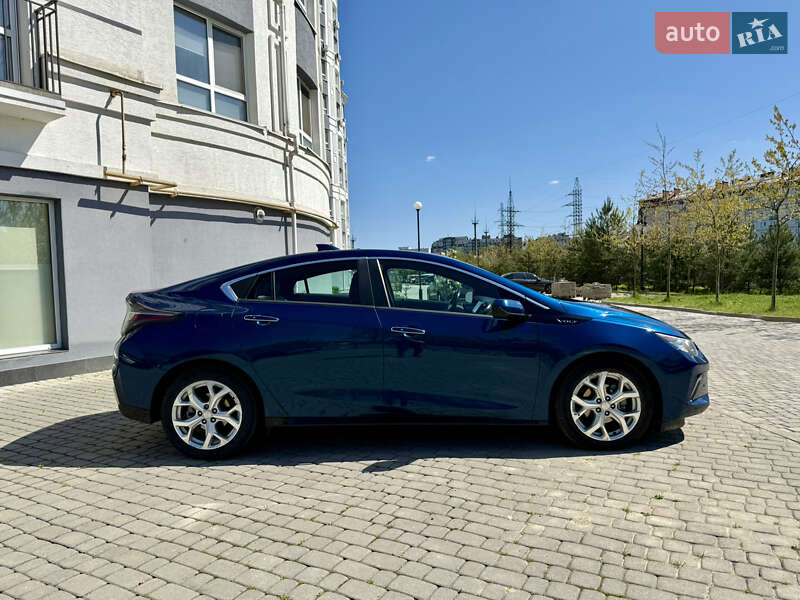 Хэтчбек Chevrolet Volt 2019 в Ивано-Франковске