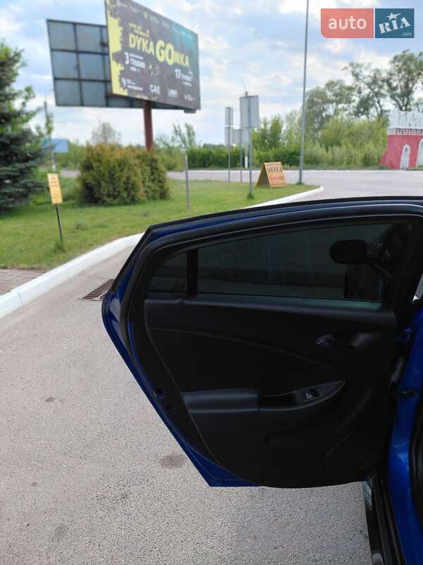 Хэтчбек Chevrolet Volt 2018 в Василькове