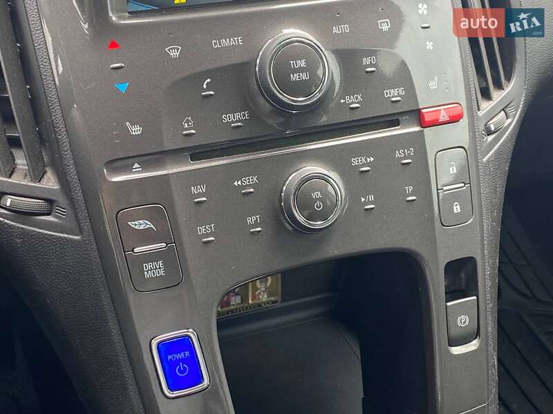 Хэтчбек Chevrolet Volt 2014 в Киеве