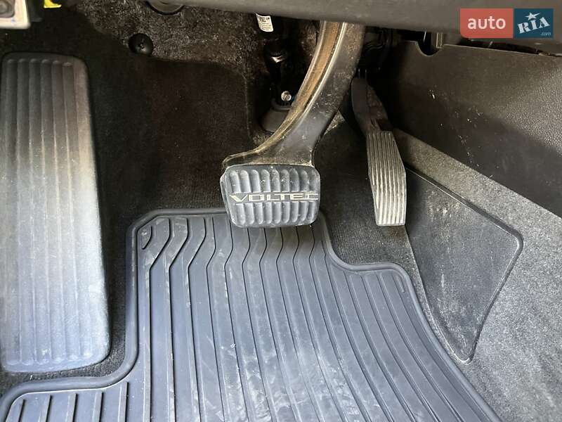 Хэтчбек Chevrolet Volt 2012 в Виннице