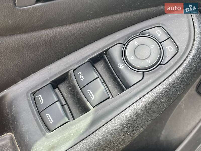 Хэтчбек Chevrolet Volt 2018 в Киеве