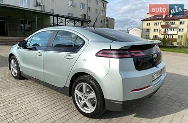 Хэтчбек Chevrolet Volt 2012 в 