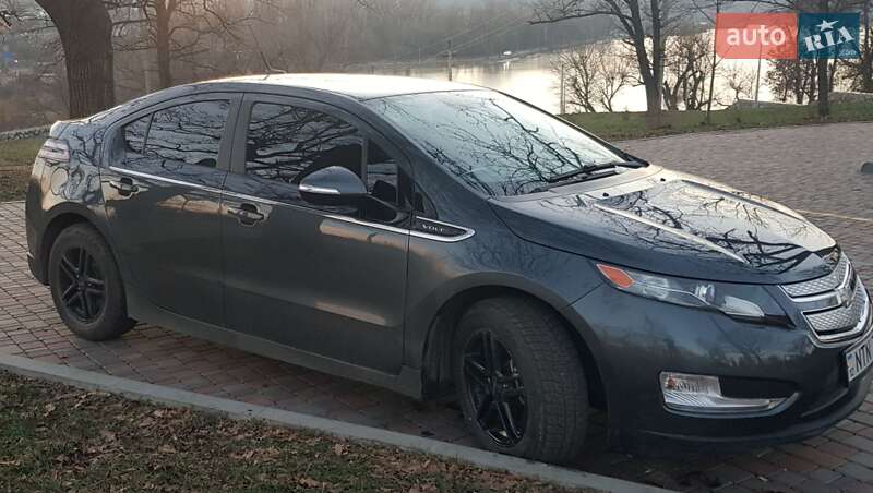Хэтчбек Chevrolet Volt 2013 в Кропивницком