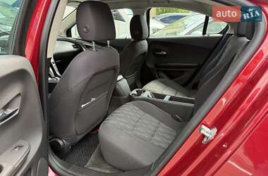 Хэтчбек Chevrolet Volt 2015 в 