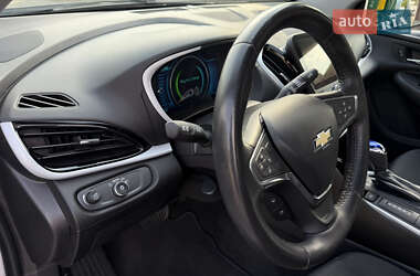 Хэтчбек Chevrolet Volt 2016 в 