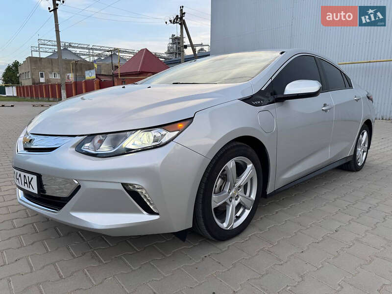 Хэтчбек Chevrolet Volt 2018 в Подольске фото 6 Хэтчбек Chevrolet Volt 2018 в Подольске