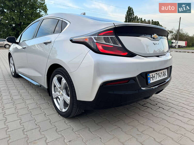 Хэтчбек Chevrolet Volt 2018 в Подольске фото 13 Хэтчбек Chevrolet Volt 2018 в Подольске