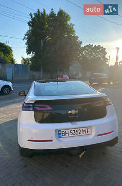Хетчбек Chevrolet Volt 2012 в 