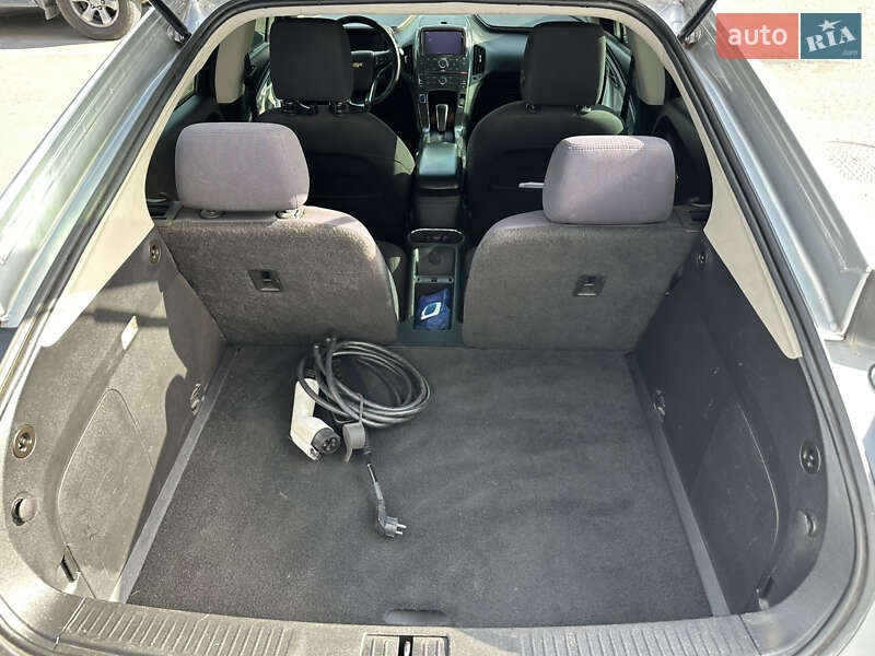 Хетчбек Chevrolet Volt 2014 в Дніпрі фото 11 Хетчбек Chevrolet Volt 2014 в Дніпрі