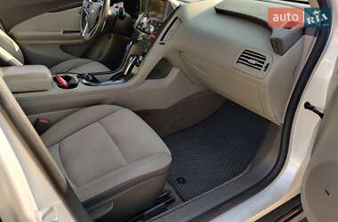Хэтчбек Chevrolet Volt 2013 в 