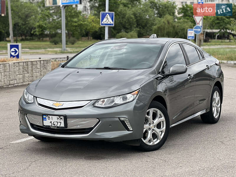 Хэтчбек Chevrolet Volt 2015 в Запорожье