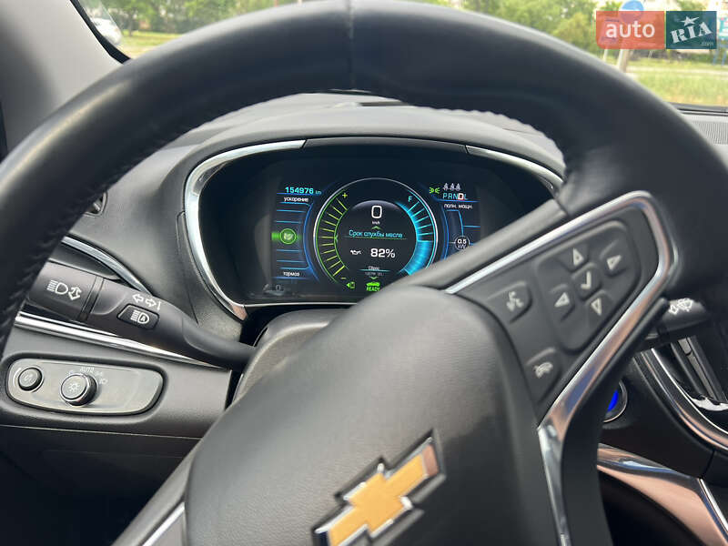 Хэтчбек Chevrolet Volt 2015 в Запорожье