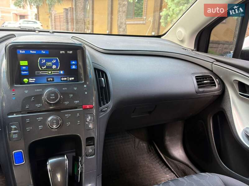 Хэтчбек Chevrolet Volt 2015 в Полтаве фото 8 Хэтчбек Chevrolet Volt 2015 в Полтаве