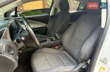 Хэтчбек Chevrolet Volt 2015 в 