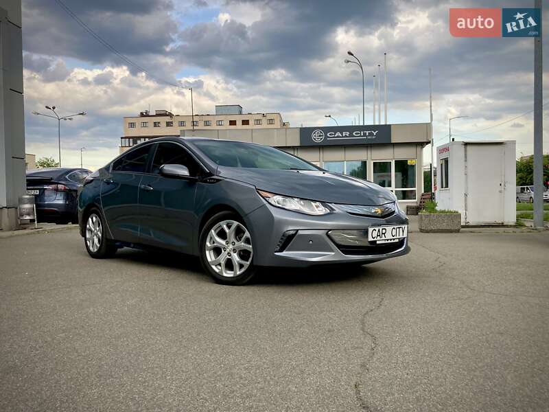 Хетчбек Chevrolet Volt 2018 в 