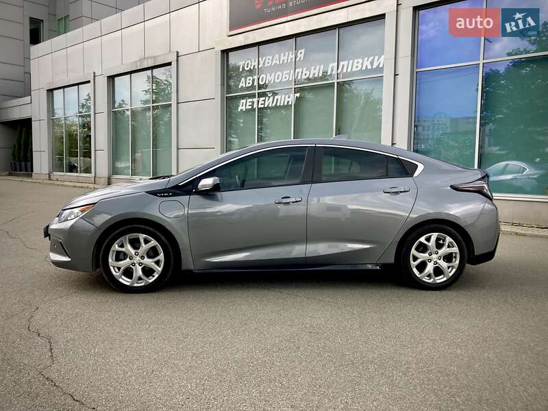 Хетчбек Chevrolet Volt 2018 в Києві